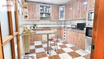 Kitchen of House or chalet for sale in  Sevilla Capital  with Air Conditioner, Terrace and Storage room