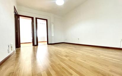 Living room of Flat to rent in  Madrid Capital  with Air Conditioner, Heating and Oven