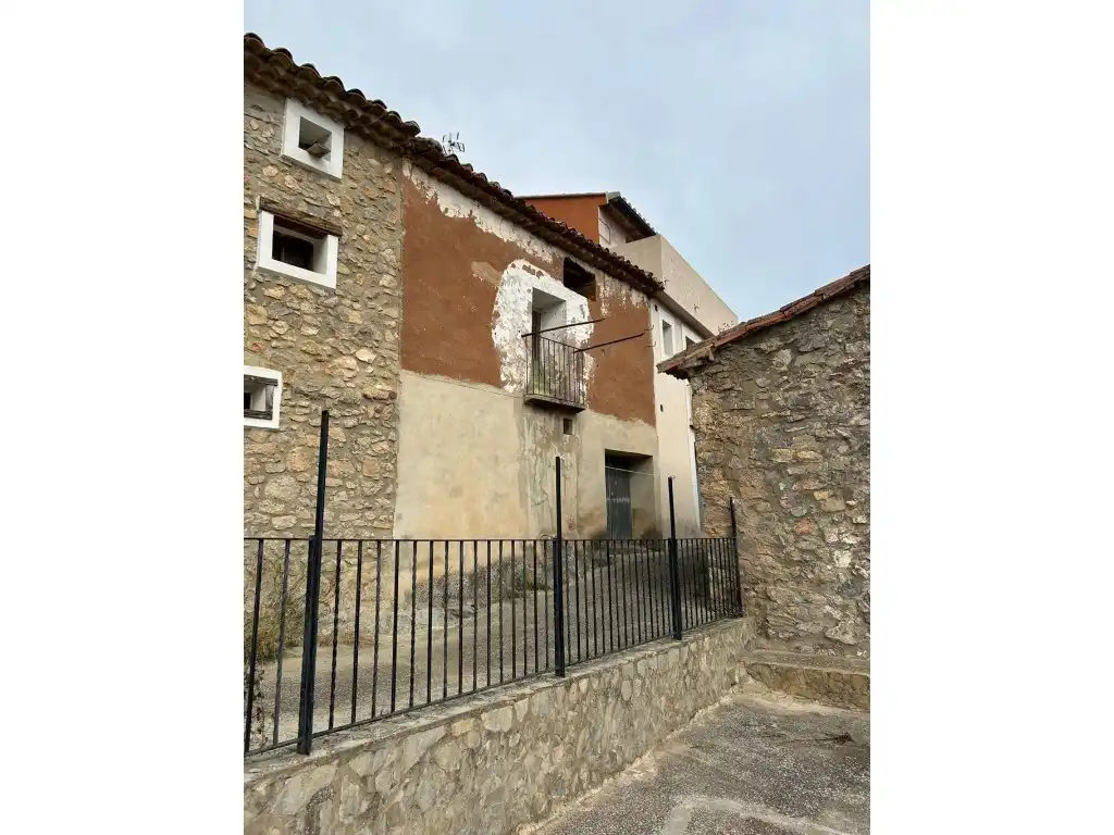 Exterior view of Houses for sale in Bejís  with Balcony