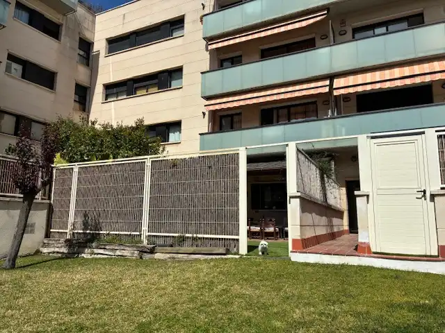 Garden of Flat for sale in Sant Feliu de Llobregat  with Air Conditioner, Heating and Private garden