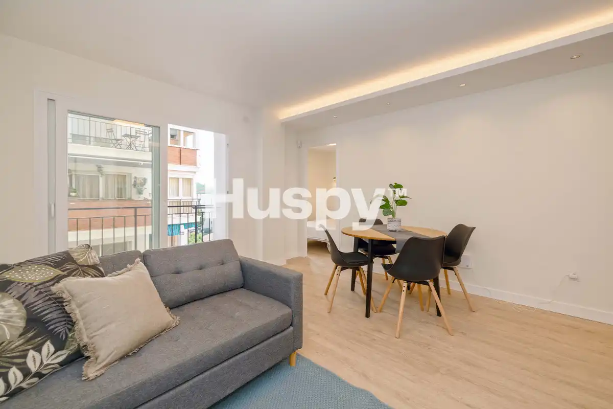 Piso con terraza en venta en Calle Caballero del Bosque, imagen 3