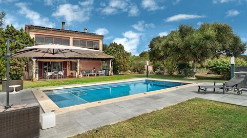 Chalet de lujo en venta con garaje, piscina y 7.708 m2 de terreno en Puntiró  Palma de Mallorca