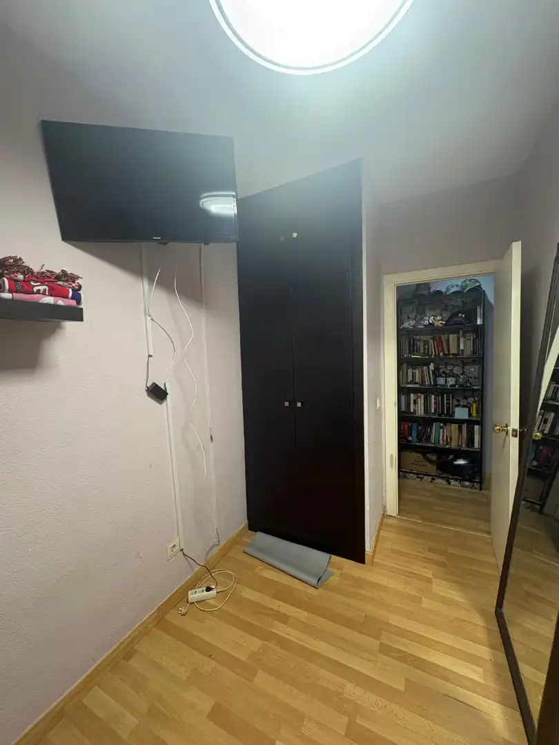 Bedroom of Flat for sale in Sevilla
