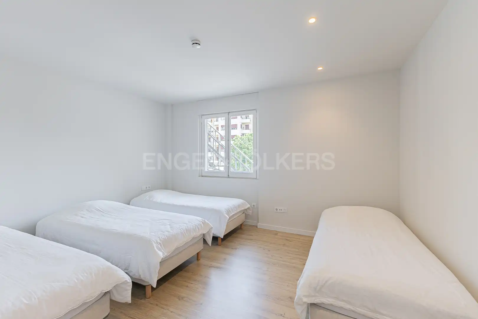 Schlafzimmer von Wohnung zum Verkauf in Barcelona mit Klimaanlage, Heizung und Parkett
