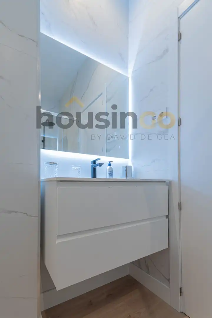 Piso con ascensor en venta en Ayala, imagen 43