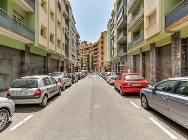 Locale commerciale in vendita a Calle de Joan Coromines