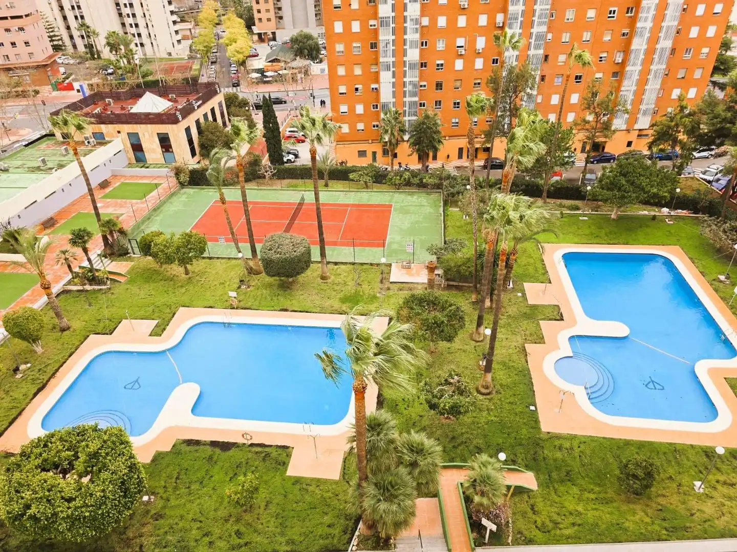 Apartament amb piscina en venda a Juzgados - Plaza de Toros