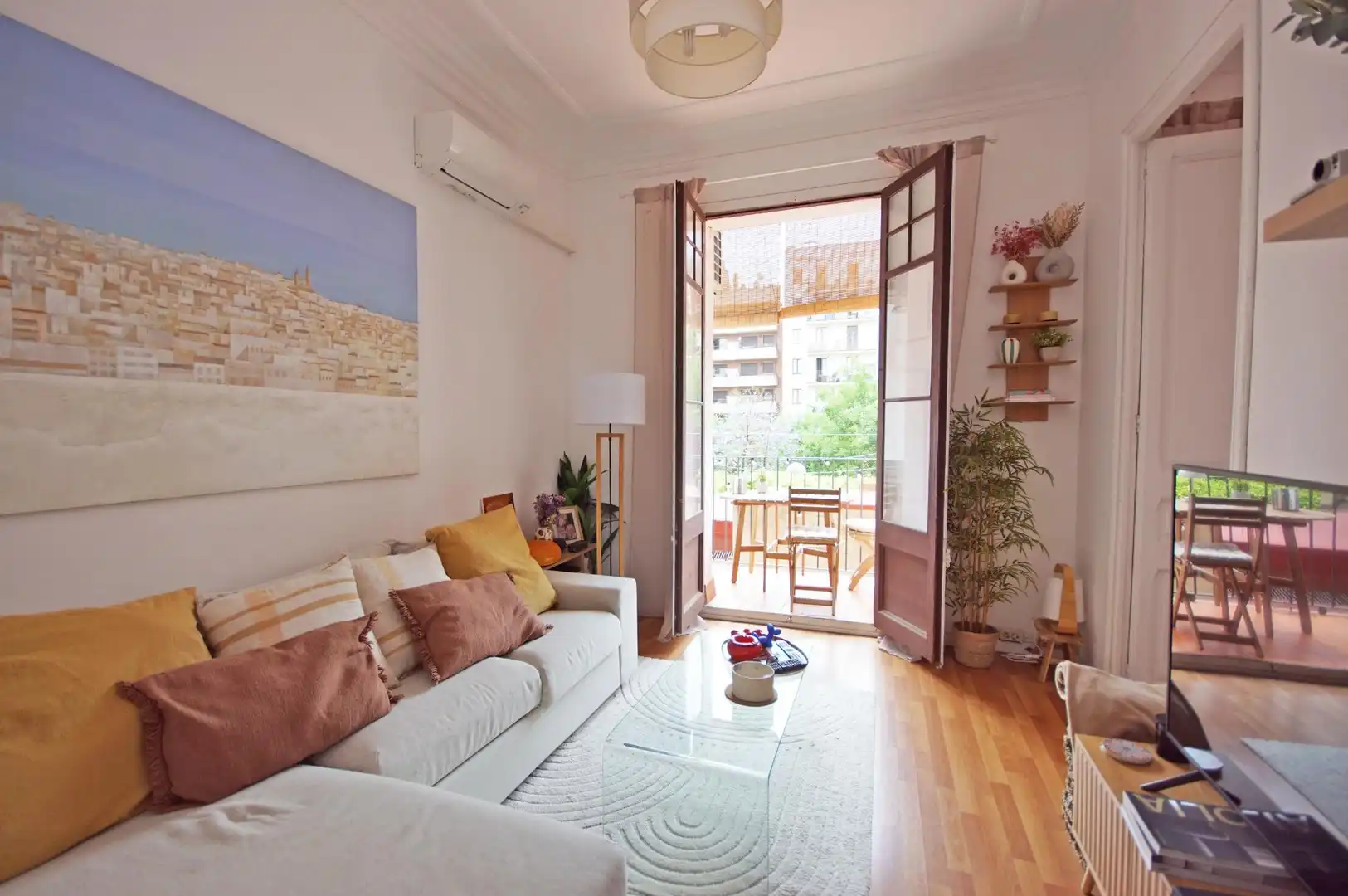Sala de estar de Piso en venta en Barcelona con Aire acondicionado, Parquet y Terraza