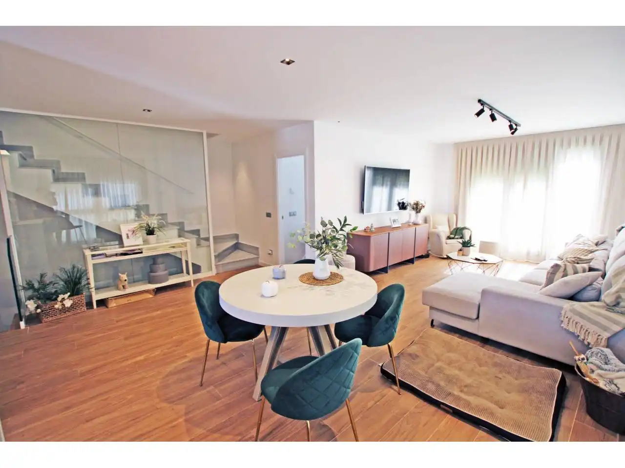 Living room of Detached homes for sale in Guadalajara  with Heating, Private garden and Swimming Pool