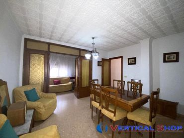 Appartamento con balcone in vendita a Madre Elisea