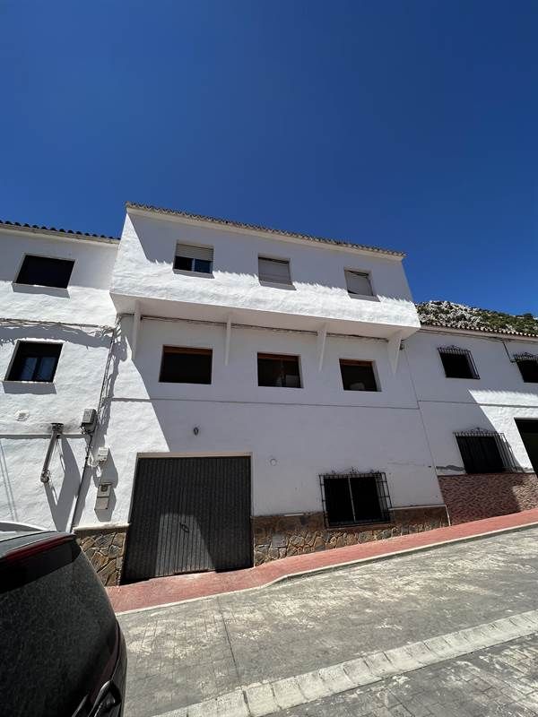 House or chalet for sale in Acceso Estacion, Benaoján