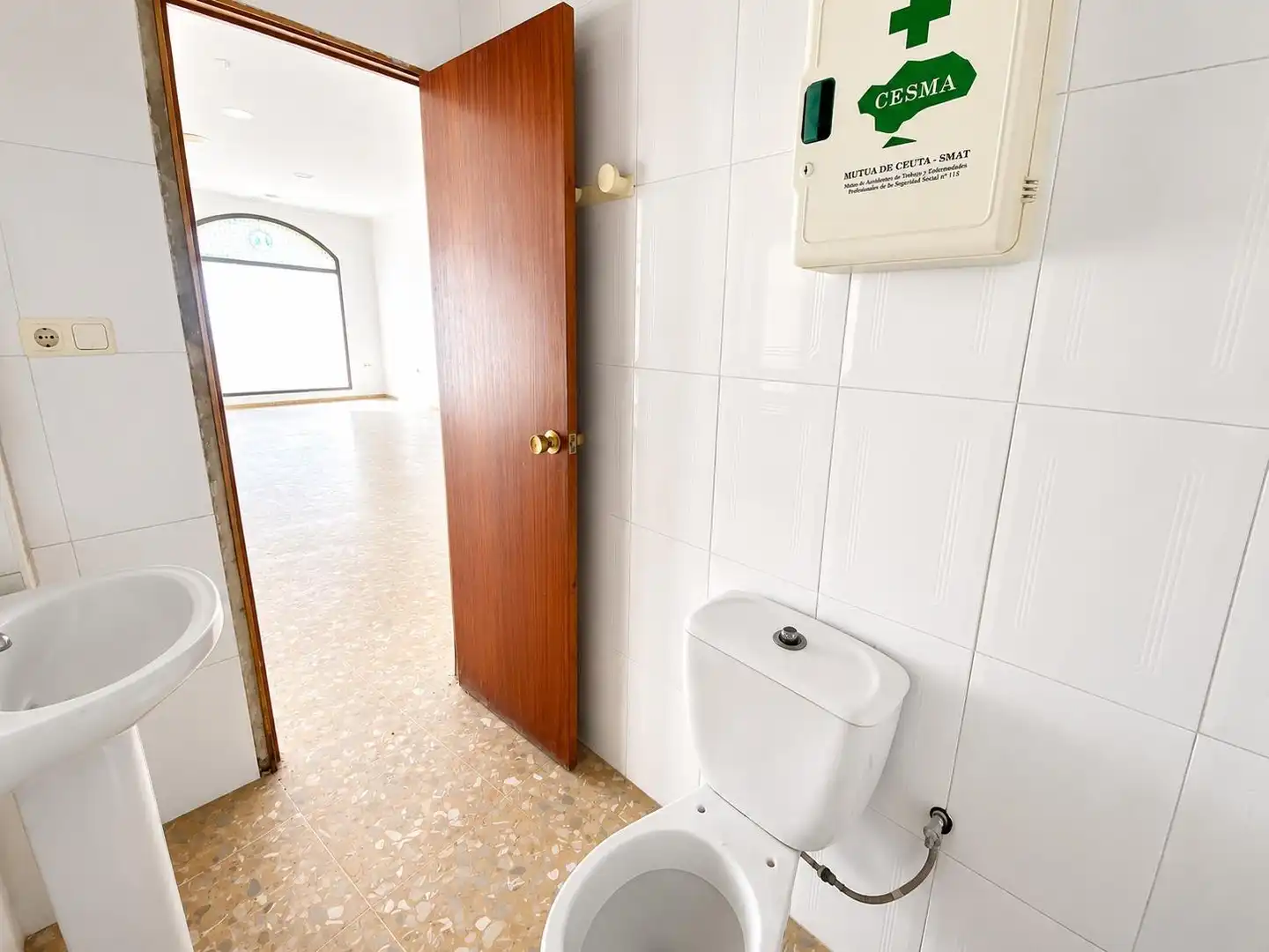 Gewerbefläche zum Verkauf in Calle ESPELETE, imagen 12