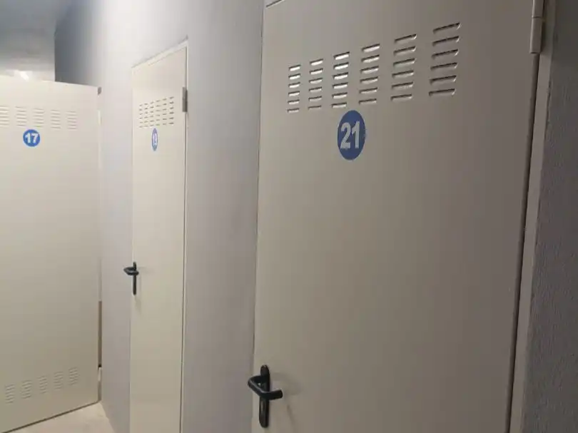 Bathroom of Storage room for rent in Torrent