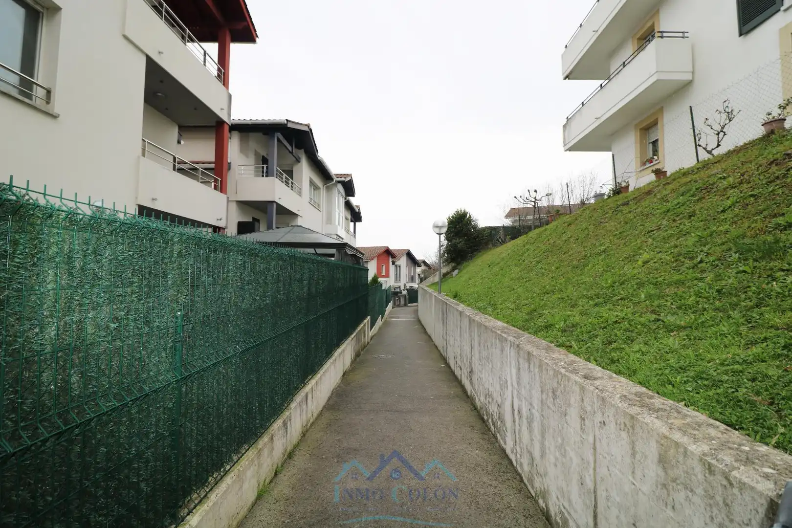 Vista exterior de Apartament en venda en Hendaye amb Calefacció i Parquet