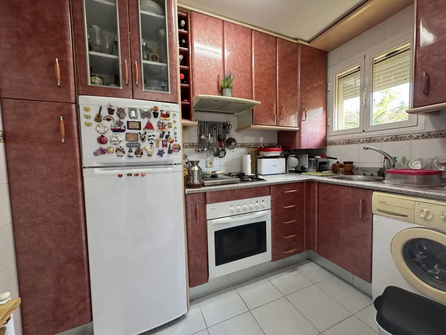 Küche von Wohnung zum Verkauf in El Puerto de Santa María mit Klimaanlage, Terrasse und Gemeinschaftspool