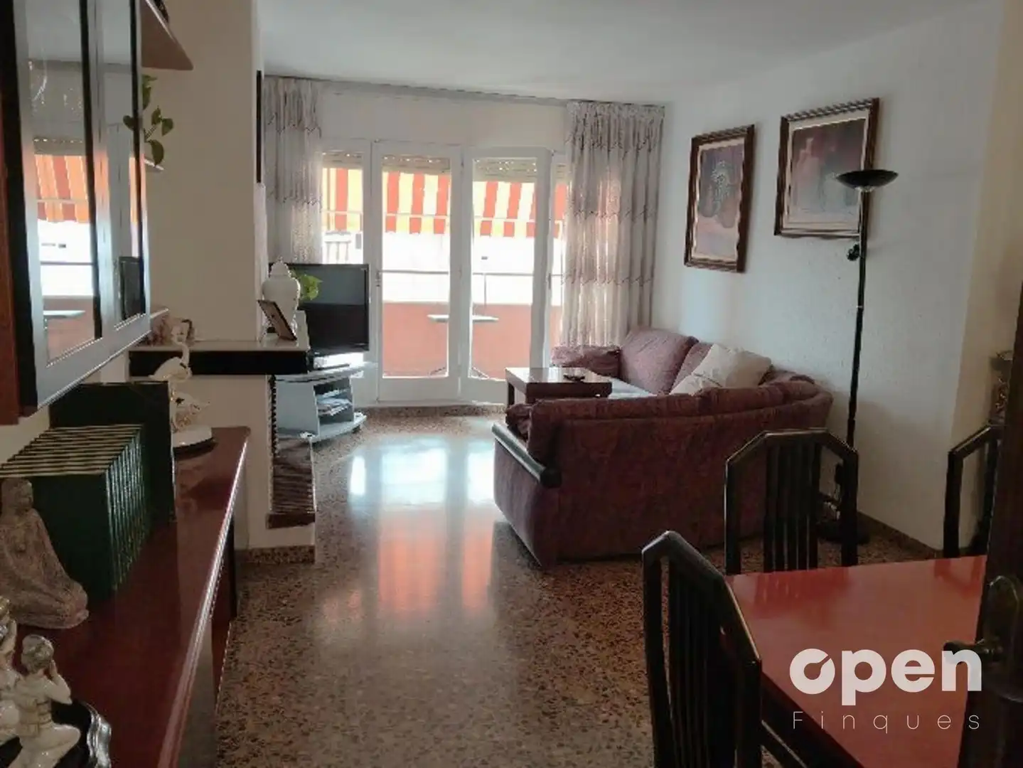 Sala de estar de Piso en venta en Terrassa con Calefacción, Terraza y Balcón