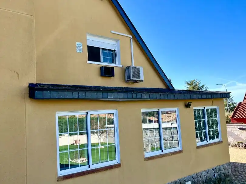 Chalet con jardín en venta en Avenida Ulster 12, imagen 37