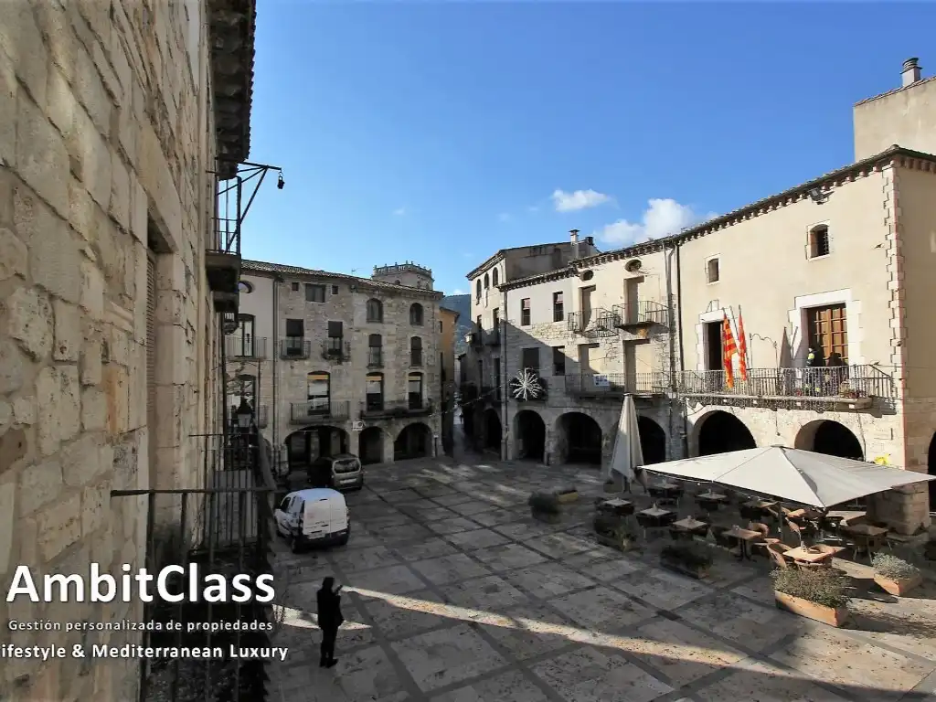 Exterior view of Houses for sale in Besalú  with Heating, Private garden and Terrace