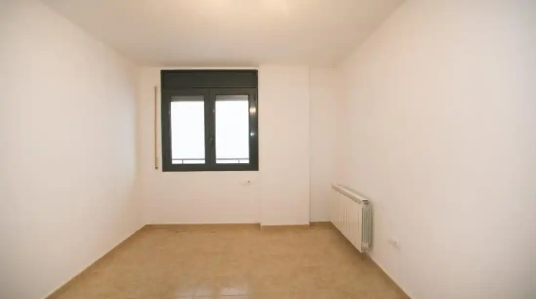 Habitación de Piso en venta en Alcarràs con Calefacción