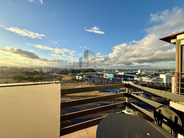 Piso en Alquiler en Avenida Kansas City, 60 en San Pablo