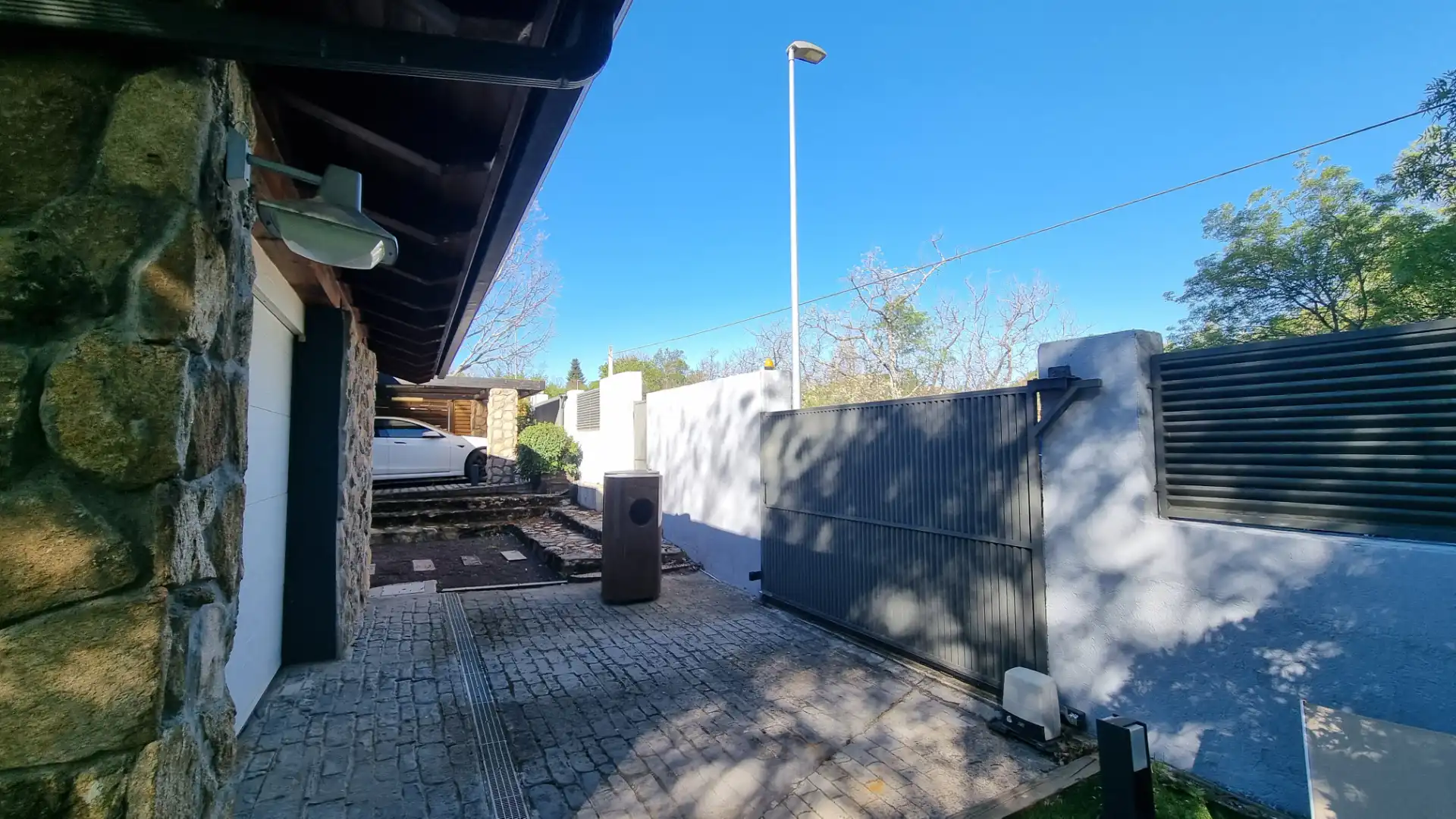 Terrace of Houses for sale in Moralzarzal  with Heating, Private garden and Storage room