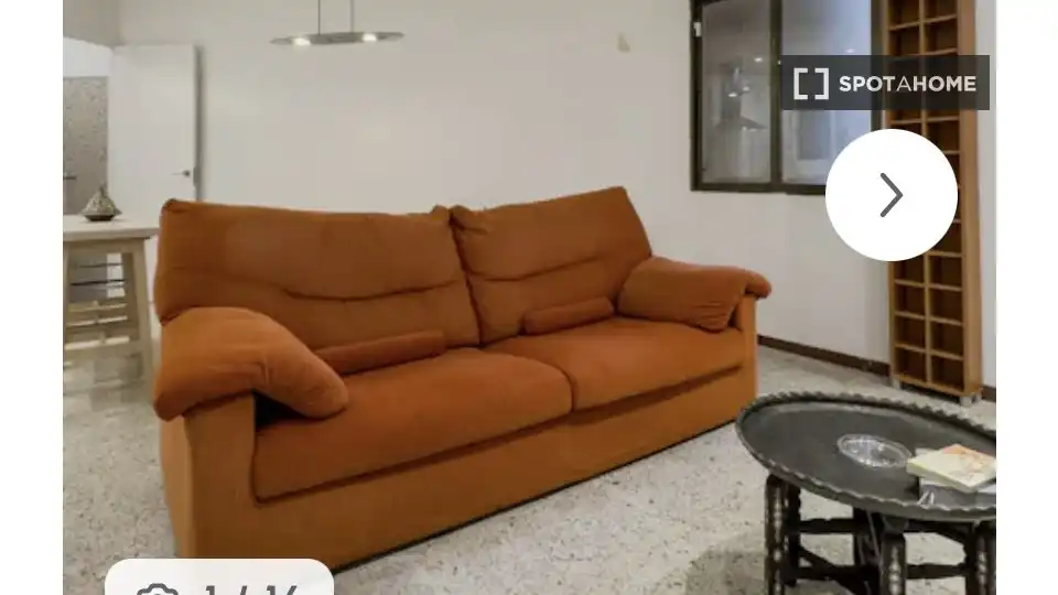 Habitació a La Nova Esquerra de l'Eixample