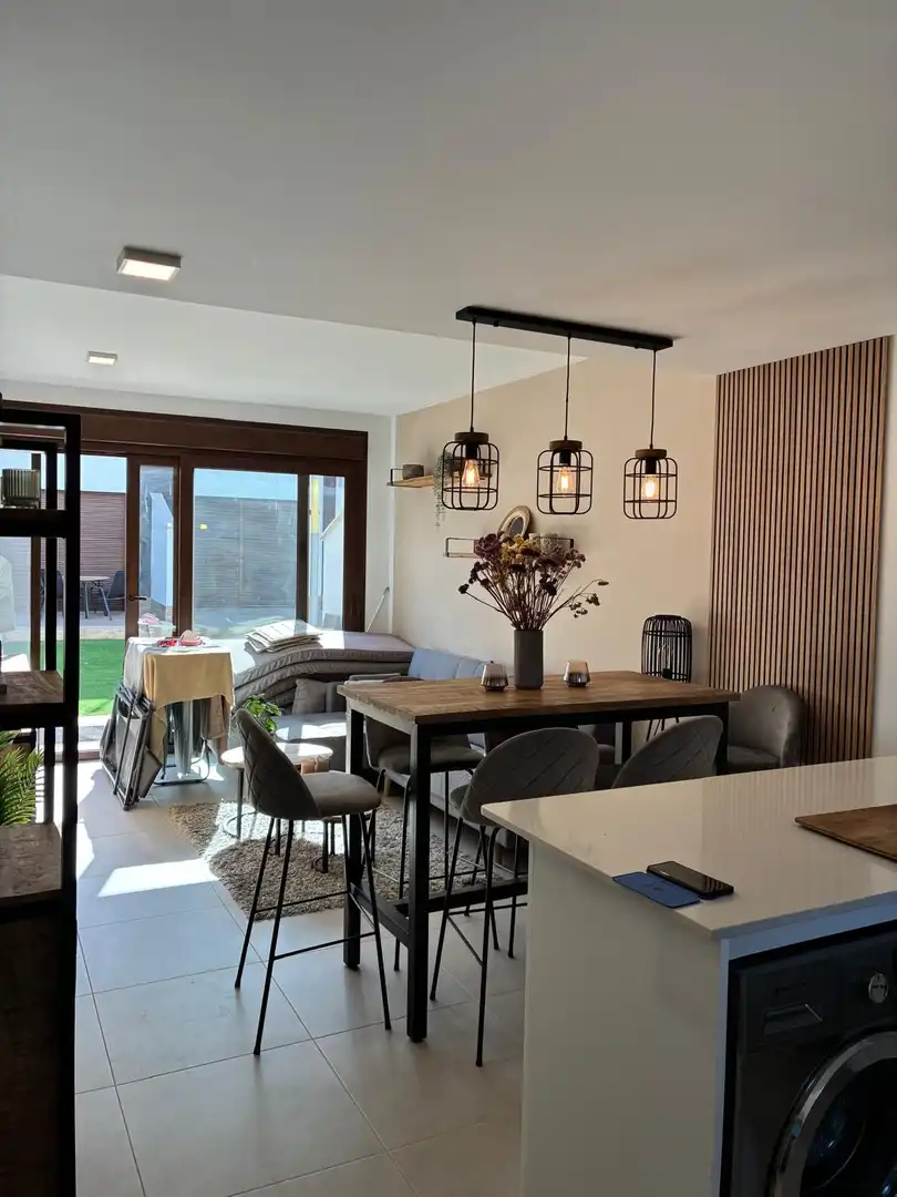 Comedor de Casa adosada en venta en San Pedro del Pinatar con Aire acondicionado, Terraza y Amueblado