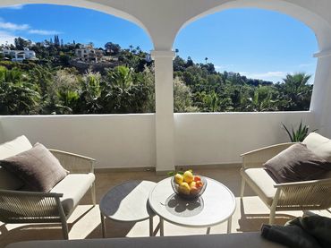 Mini appartamento con piscina in vendita a Benahavís pueblo