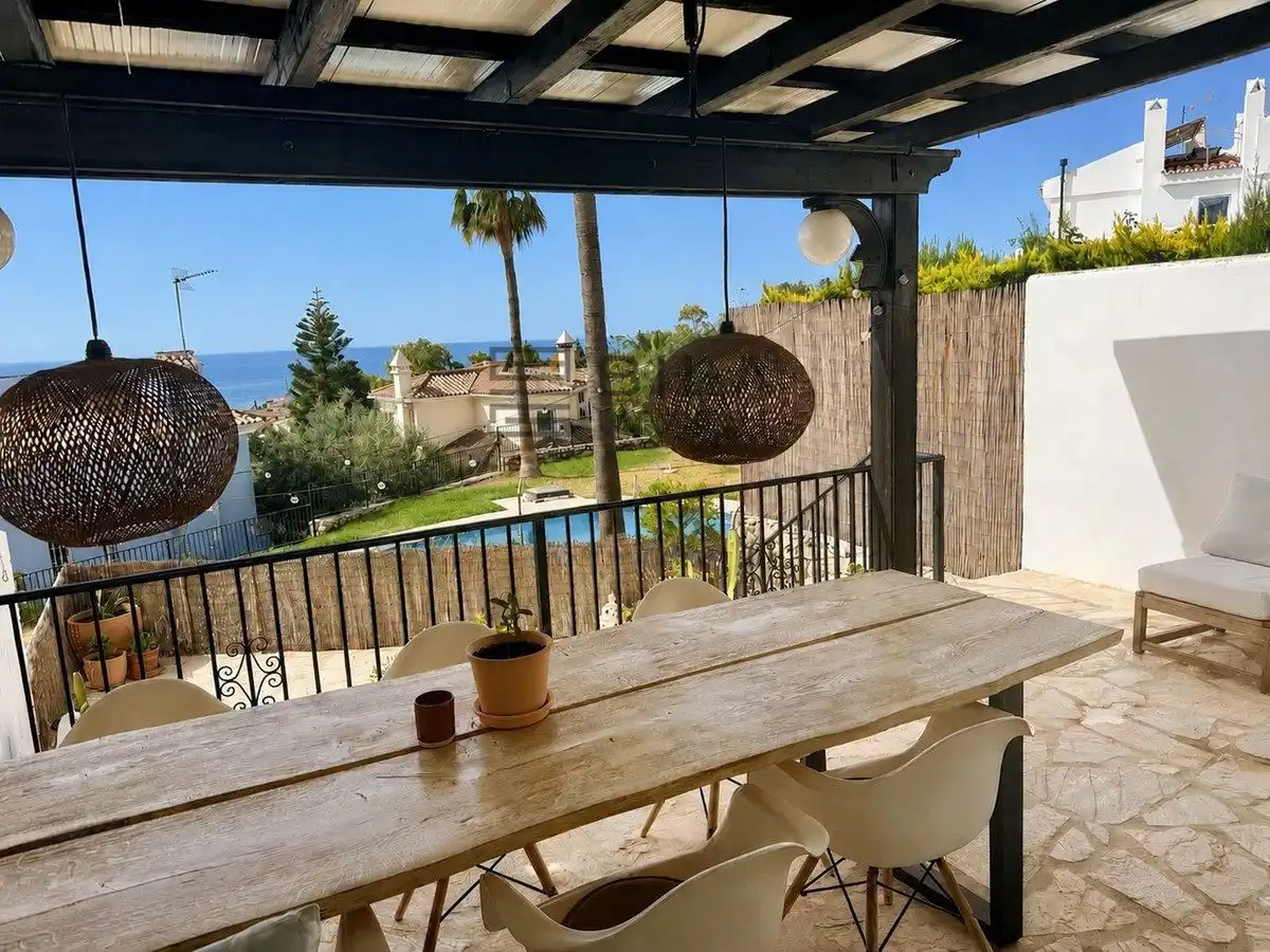 Casa adosada en venta en Urb. el Ranchito, Rancho Domingo - La Hacienda
