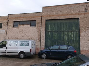 Industriegebäude zum Verkauf in Calle Madroño