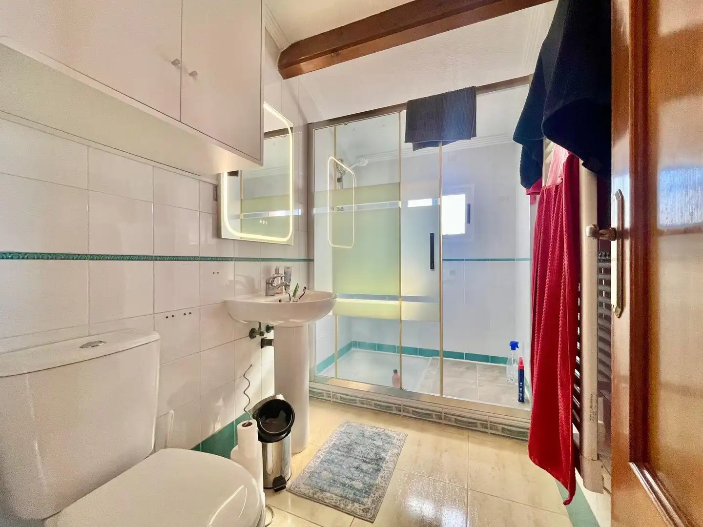 Bany de Casa o xalet en venda en Orihuela amb Calefacció, Piscina i Moblat