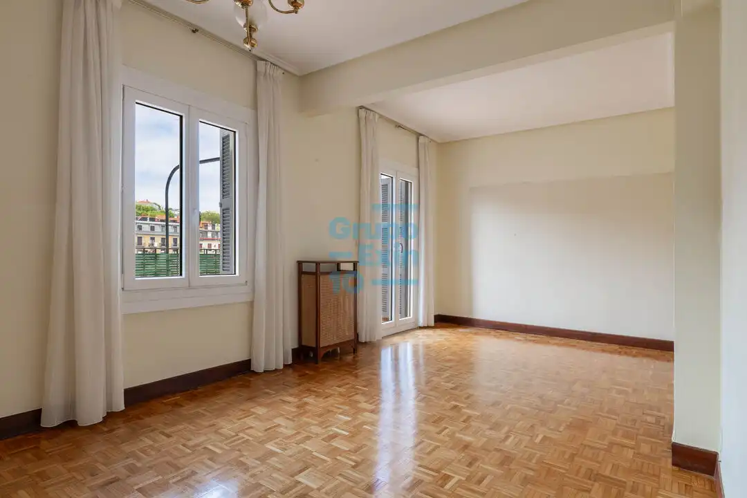 Attic for sale in Amara Zaharra - Arbaizenea