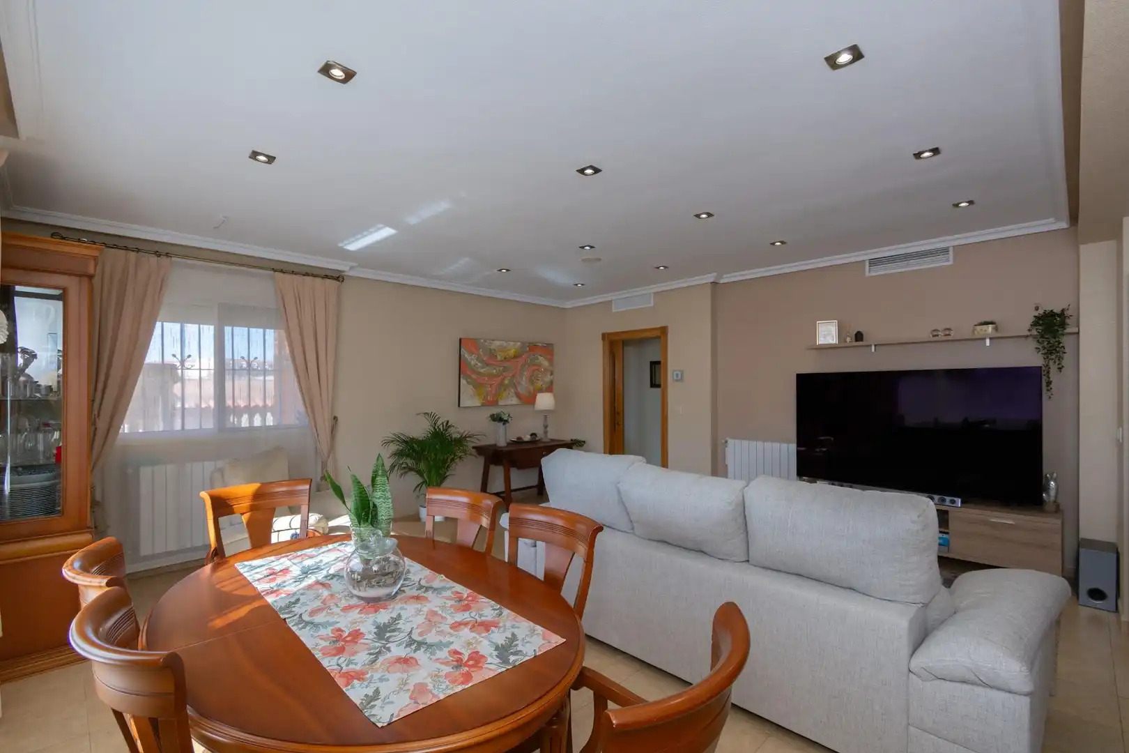 Sala d'estar de Casa o xalet en venda en La Unión amb Aire condicionat, Calefacció i Jardí privat