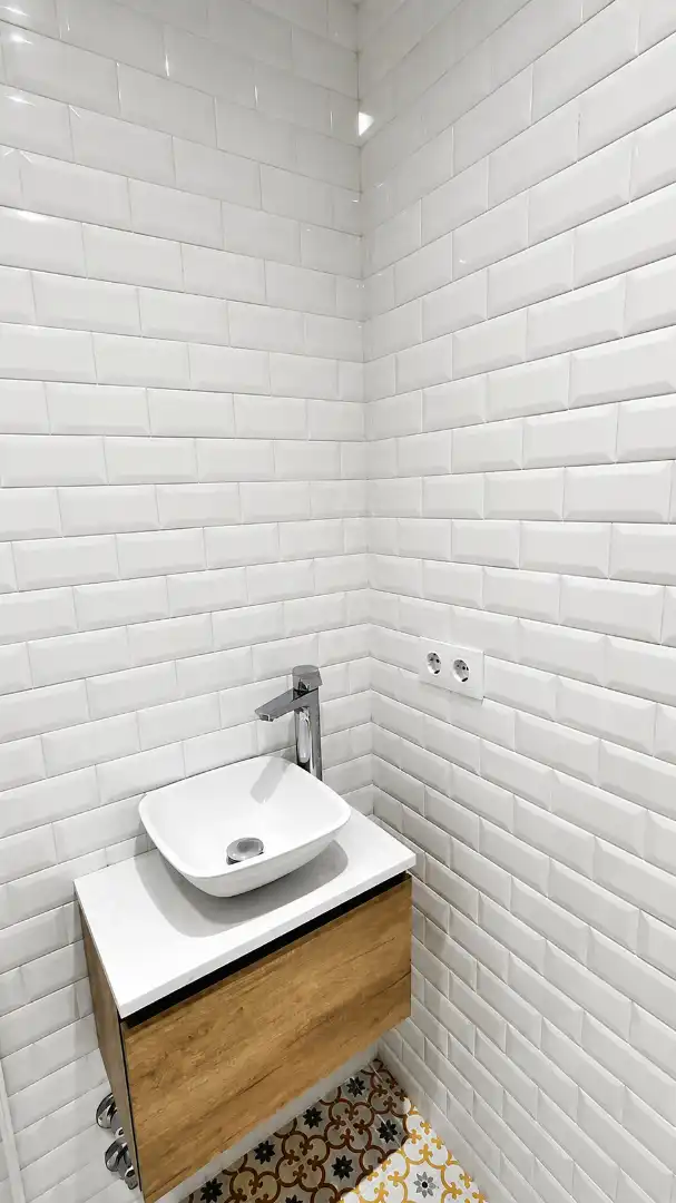 Baño de Piso de alquiler en Santander con Calefacción, Trastero y Horno