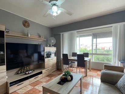 Living room of Flat for sale in Castellón de la Plana / Castelló de la Plana  with Furnished