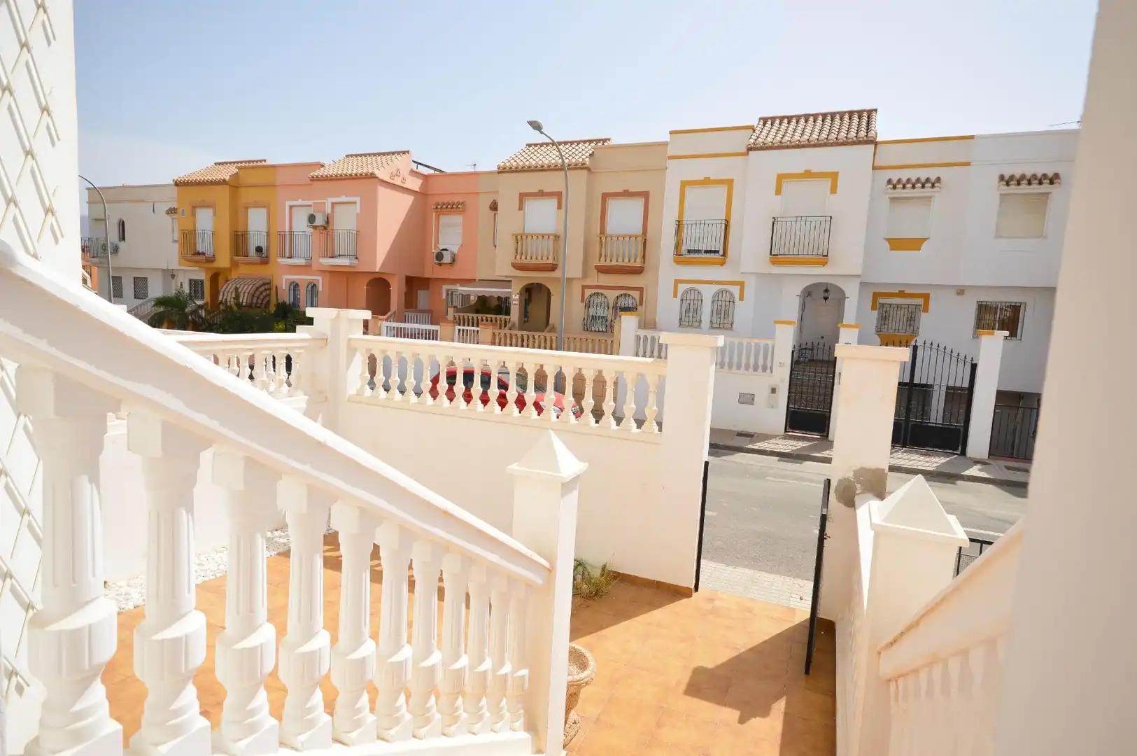 Vista exterior de Casa o chalet en venta en Huércal de Almería con Aire acondicionado, Calefacción y Terraza