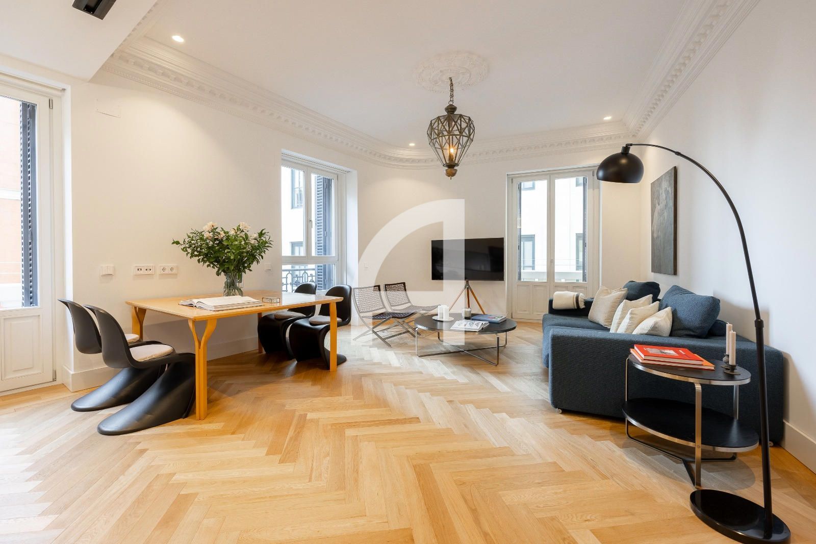 Living room of Flat for sale in  Madrid Capital  with Air Conditioner, Heating and Terrace