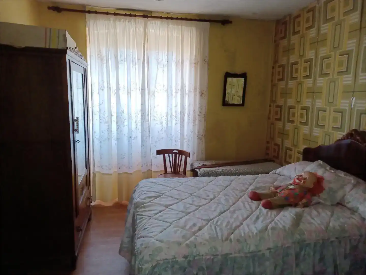 Dormitori de Casa adosada en venda en A Fonsagrada  amb Parquet i Moblat