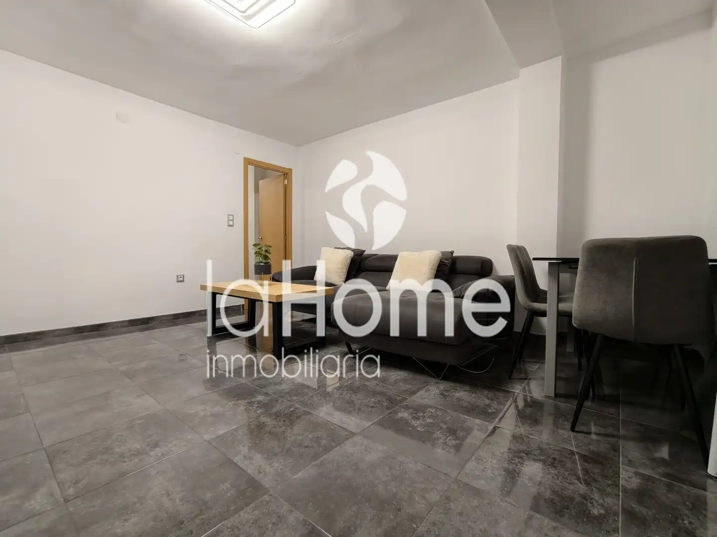Living room of Flat for sale in Llíria  with Terrace, Furnished and Oven