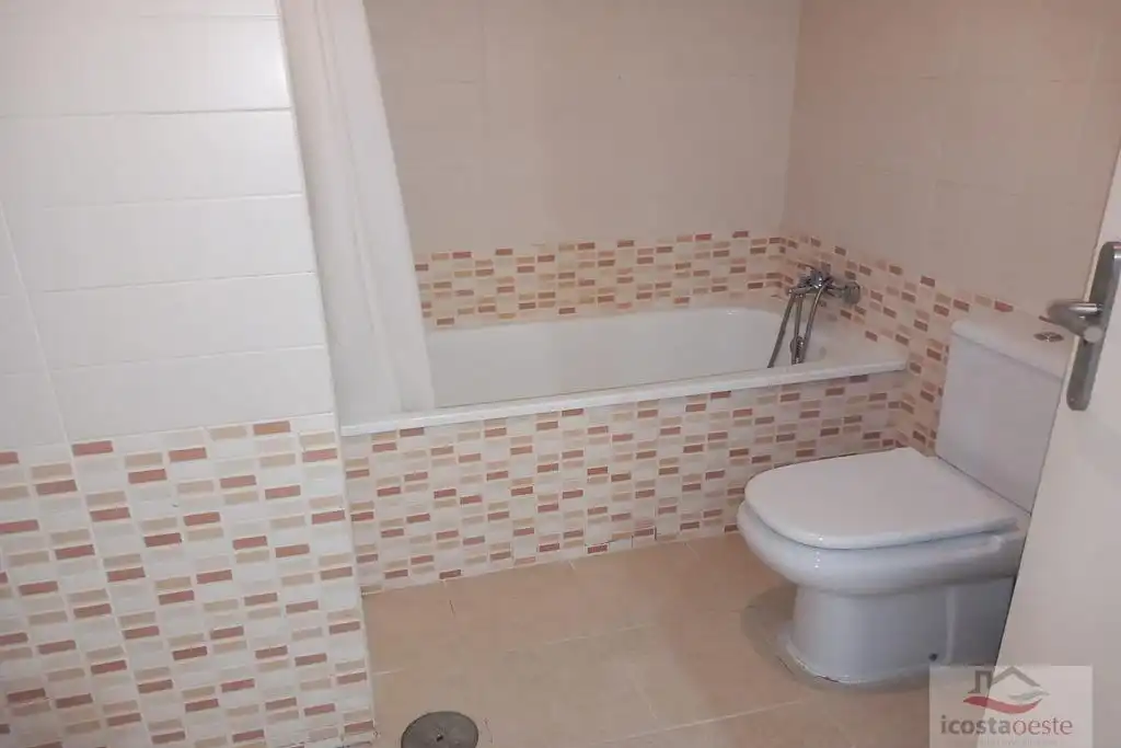 Study for sale in Espiritu Santo, Barrio del Centro