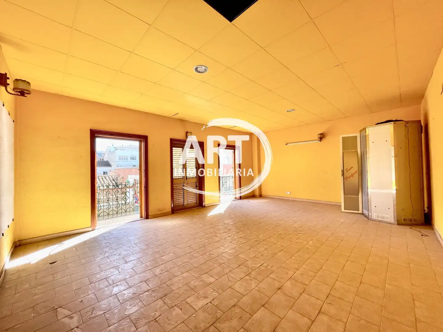 Casa adosada en venda a Trinquet, Centro