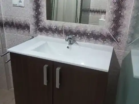 Badezimmer von Wohnungen zur Miete in El Rompido