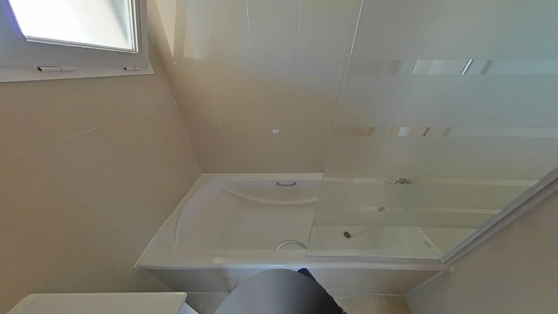 Baño de Piso en venta en Mijas con Trastero y Piscina