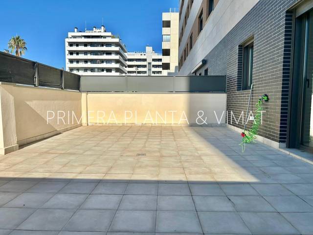 Planta baja en Venta en La Catalana