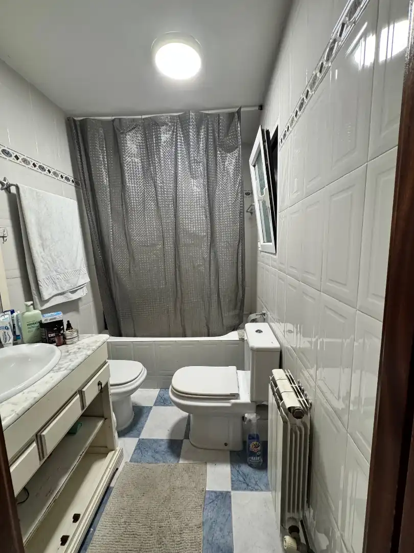 Baño de Piso en venta en Zestoa con Calefacción, Terraza y Amueblado