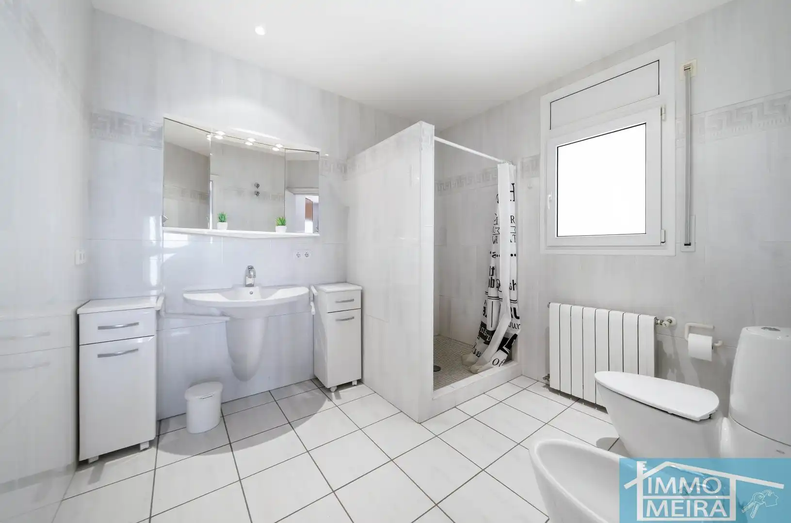 Bathroom of Houses for sale in Roses  with Air Conditioner, Heating and Private garden