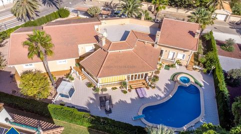 Foto 2 de Casa o xalet en venda a Cabo Roig, Orihuela