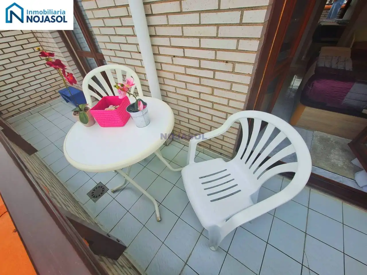 Terrasse von Wohnungen zum Verkauf in Noja mit Heizung, Terrasse und Möbliert