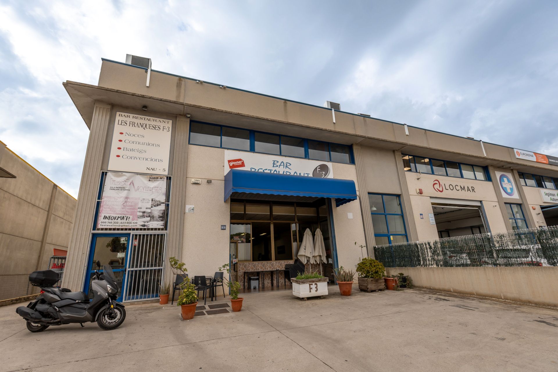 Vista exterior de Nau industrial en venda en Les Franqueses del Vallès amb Calefacció