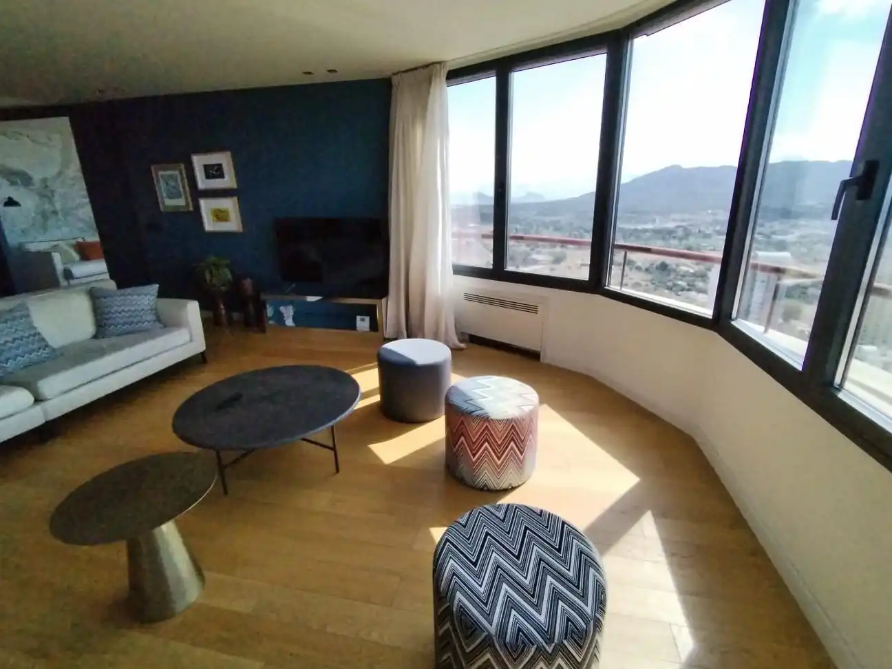 Sala d'estar de Pis en venda en Benidorm amb Aire condicionat, Moblat i Piscina comunitària